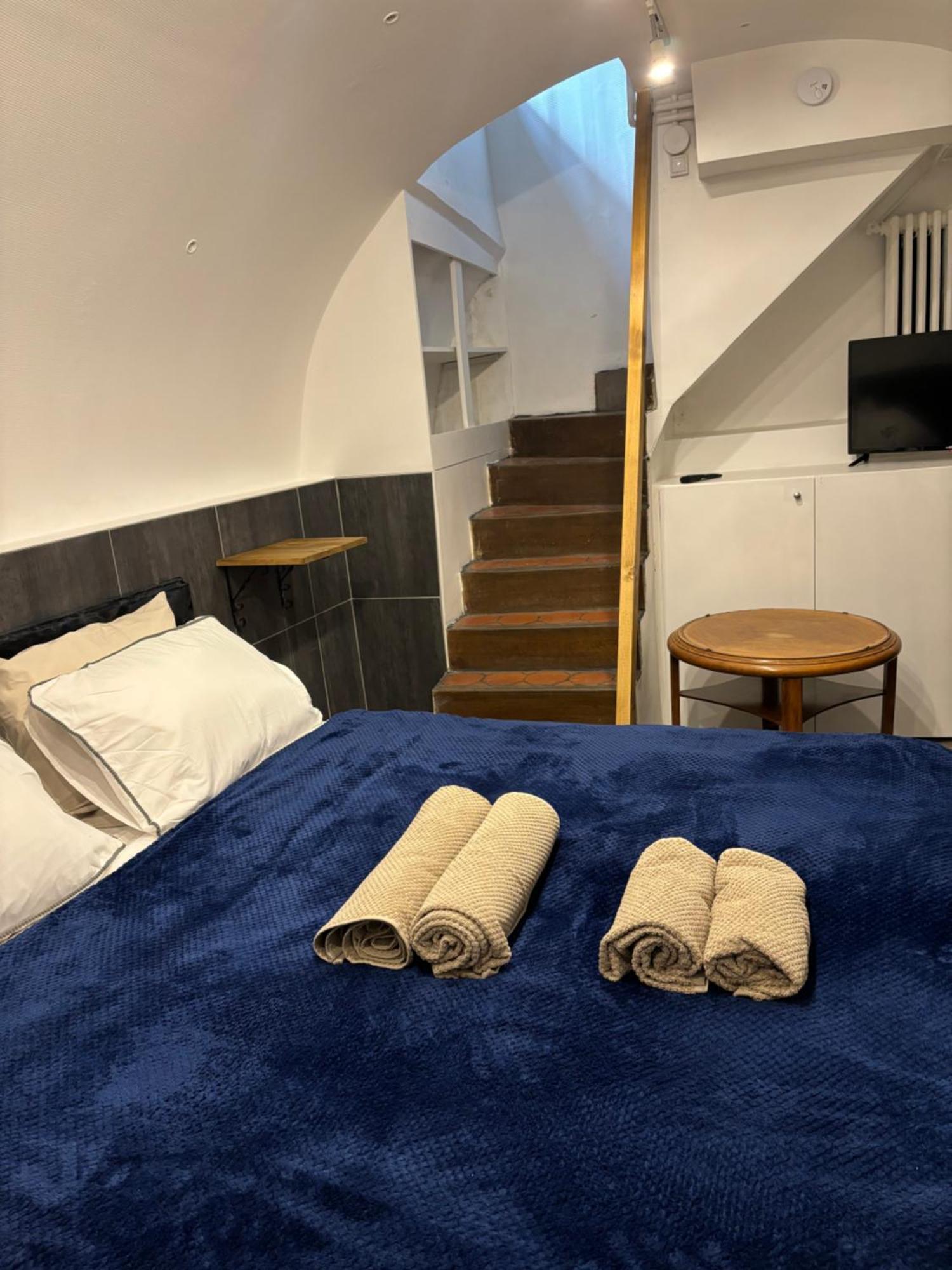 Proche Notre Dame De Paris Apartment Exterior foto